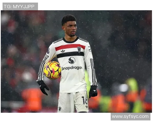 2014年国际冠军杯半决赛精彩回顾罗马对阵曼联的激烈对抗与战术较量